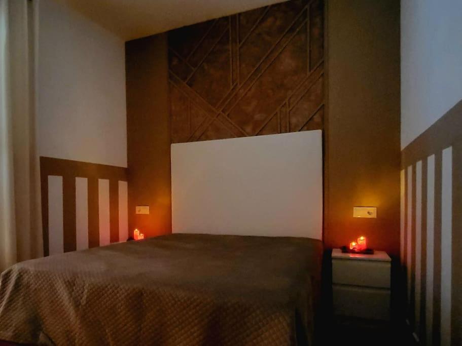 Flamenco, Apartamento Exclusivo De Dos Habitaciones En El Pleno Del Casco Antiguo, Alicante, Playa, Centro Historico, Rambla Bagian luar foto