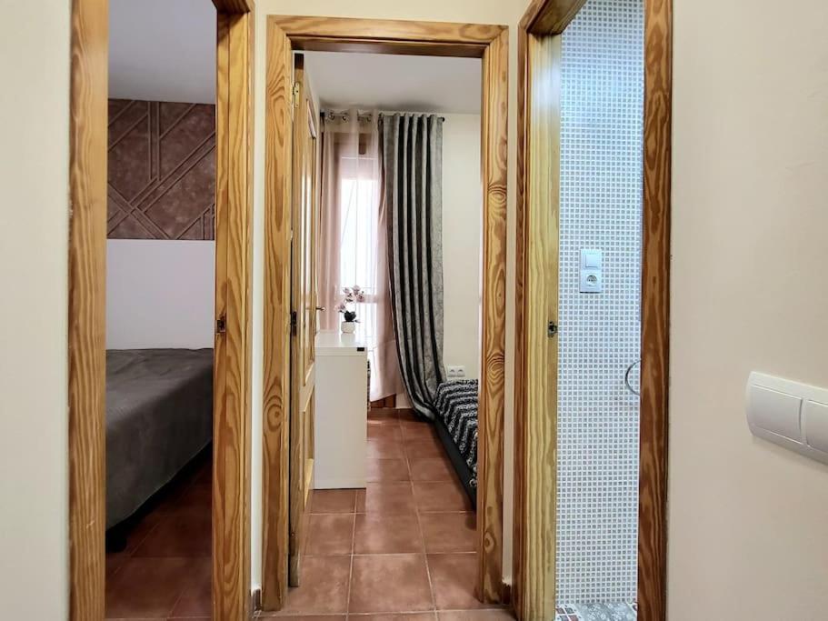 Flamenco, Apartamento Exclusivo De Dos Habitaciones En El Pleno Del Casco Antiguo, Alicante, Playa, Centro Historico, Rambla Bagian luar foto