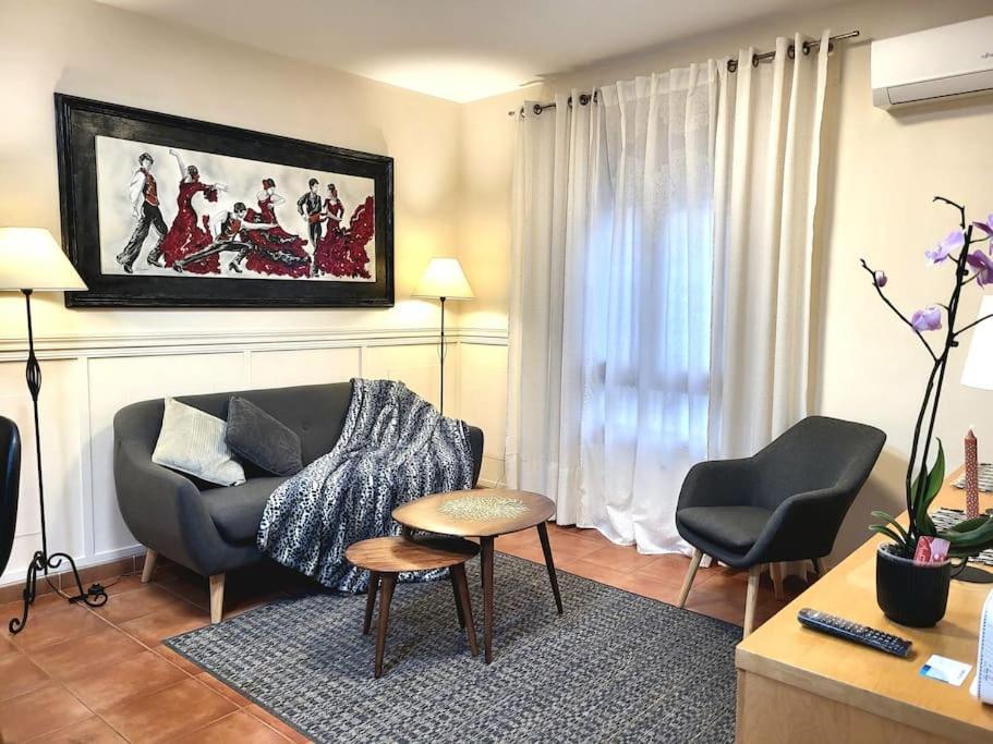 Flamenco, Apartamento Exclusivo De Dos Habitaciones En El Pleno Del Casco Antiguo, Alicante, Playa, Centro Historico, Rambla Bagian luar foto